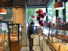 -Dough&Joe团憩(瑞虹天地月亮湾店)