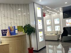 -武汉仁爱口腔(光谷店)