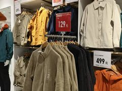 -优衣库(北京万柳华联购物中心店)