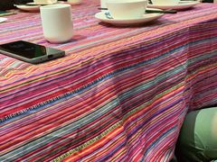 -香巴拉云南餐厅(华莱坞店)