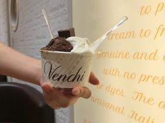 -VENCHI 闻绮(上海佛罗伦萨小镇店)