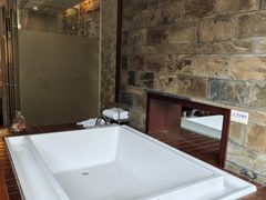 -中铁花水湾温泉酒店(大邑店)