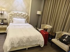 -安吉银润锦江城堡酒店(Hello Kitty主题乐园店)