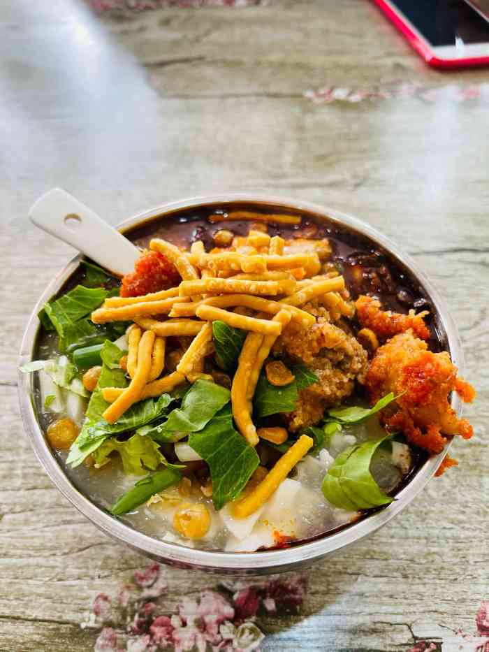 游氏牛华豆腐脑(二店)-"本地人推荐说好吃的一家店,但因为大众点评.