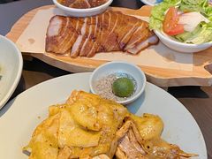 -大头虾越式风味餐厅(光明广场店)