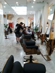 -DIAN DIAN SALON点点