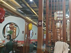 -乡土黄·鲜牛肉火锅·小龙虾(兴业街店)