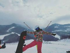 -鳌山滑雪度假区