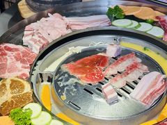 -哈哈碳都·牛肋条无限自助烤肉(台江万达店)