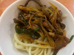 -蘑菇拌面•正宗新疆菜