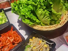 -青瓦炭韩潮烤肉(经开店)