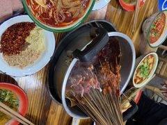 -咏勝锑锅麻辣烫(净居寺路总店)