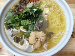 -文山荷鲜居(翠湖店)