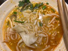 -青年路烩面馆(绿地世纪城店)