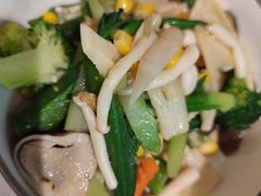 泰式炒什锦菜-荷花泰菜(东方新天地店)