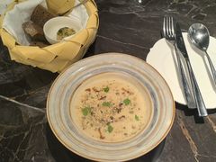 -LESCEDARS Brasserie Bistro香柏树