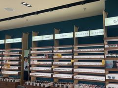-LensCrafters亮视点(东方新天地店)