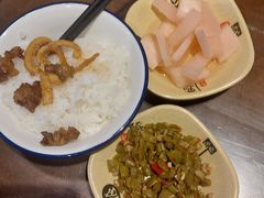 -富正毅三下锅·湘西韵味(天门山索道店)