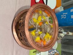 -艾尼巴億餐厅 Aini Bayi Restaurant(曲阳路店)