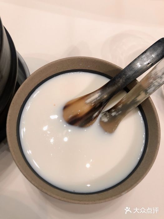 胡麻(静安嘉里店)奶白酒图片