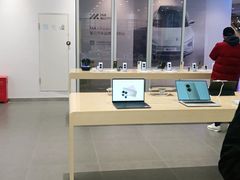 -华为授权体验店(中山公园来福士)