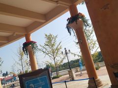 -蓝精灵乐园·世茂精灵之城主题乐园