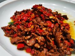 辣椒炒牛肉-忆江南·临江鱼馆