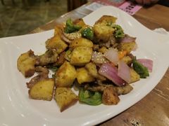 -清真·玛丽亚新疆菜主题餐厅(浙江中路店)