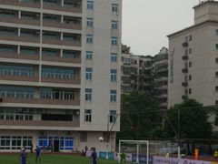 -燕子岗体育场