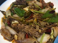酸辣腰花-谢师酒家