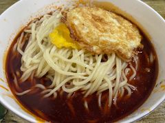 煎蛋-易毛特色牛肉面(解放碑步行街店)