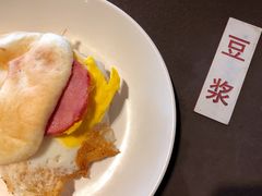 馍夹鸡蛋-马凯餐厅(长椿街店)