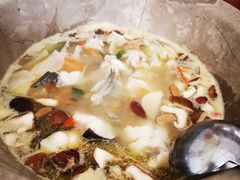 -姚记抚仙湖石锅鱼庄