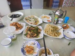 -双月饭店·20年老字号(新村店)