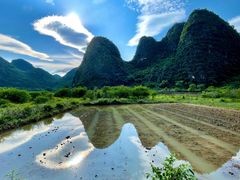 -钟山水墨田园