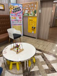 -睿宝儿科·眼科·口腔(静安大悦城门诊部)