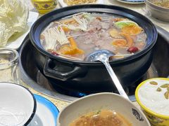 -九寨特色牦牛肉汤锅 羊肉汤锅