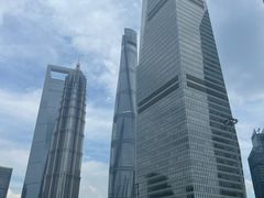 -陆家嘴空中步行连廊