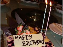 一公斤的整个蓝莓芝士蛋糕.-榖屋house of flour(张江首店)