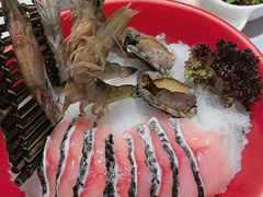 -红鼎豆捞·非遗鲍皇汤火锅(宝丰路店)