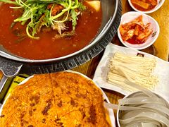 -喇喇排骨火锅·传统韩式脊骨汤(望京西园总店)
