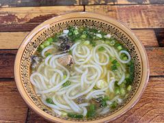 -正宗李家土鸡米线店