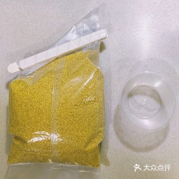 早上就喝桂圆红枣枸杞小米粥～