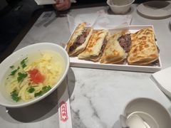 -高玛纳驴肉火烧(一世界店)