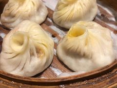 蟹黄汤包-京城小江南·土菜馆·蒸白鱼(东四十条店)