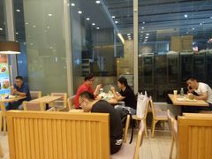 -德克士(虹桥火车站店)