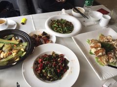 什么都没动-巴陵全鱼席(湖南老字号汴河街店 )