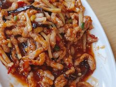 -渝信川菜 · 川味家常菜(财富购物中心店)