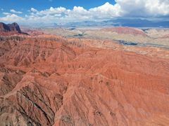 -天山神秘大峡谷