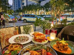 -Mogul Eatery·大亨餐酒馆